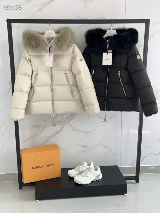 Picture of Moncler Down Jackets _SKUMonclersz1-426yr18837234
